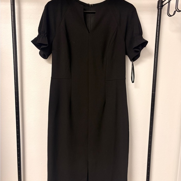 Maggy London Dresses & Skirts - Maggy London Black Long Sleeve Dress